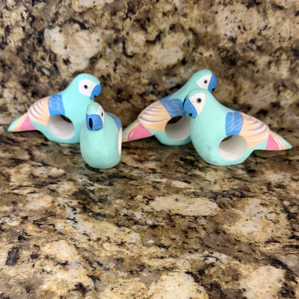 Vintage Mint Green Parrot Wooden Napkin Ring - Set of 4